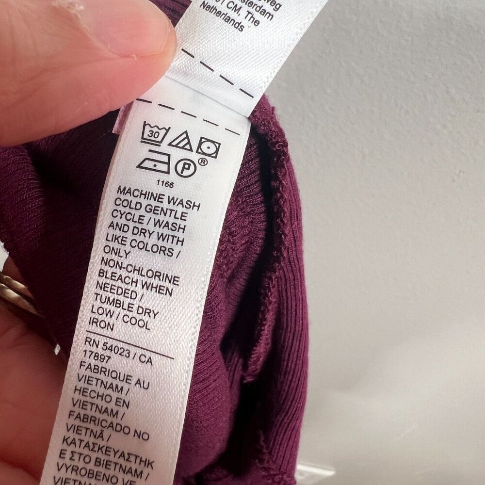 Athleta Well Rested Ribbed Sleep Short Size Small Burgundy Lounge Soft Comfy - Picture 10 of 11